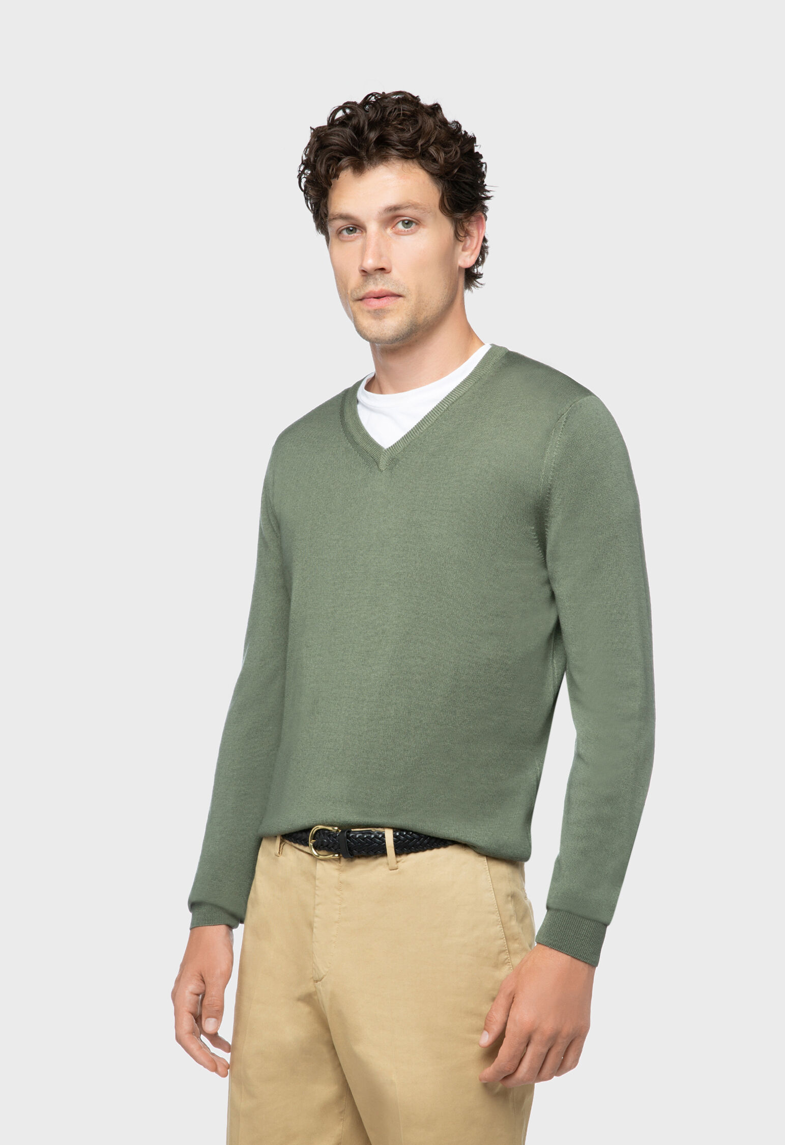 Pure virgin wool V-Neck sweater in Dark green: Luxury Italian